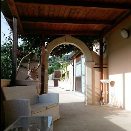 Agriturismo La Fiumara Villa Noto Exteriör bild